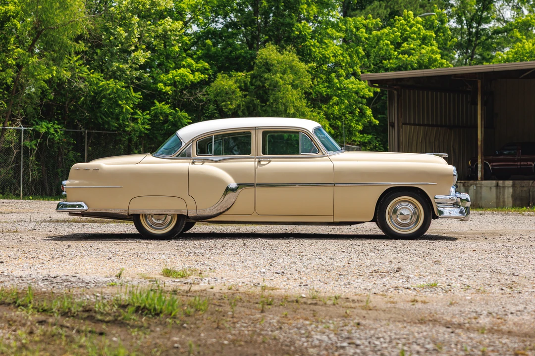 1954 Pontiac Star Chief - Image 11 of 31