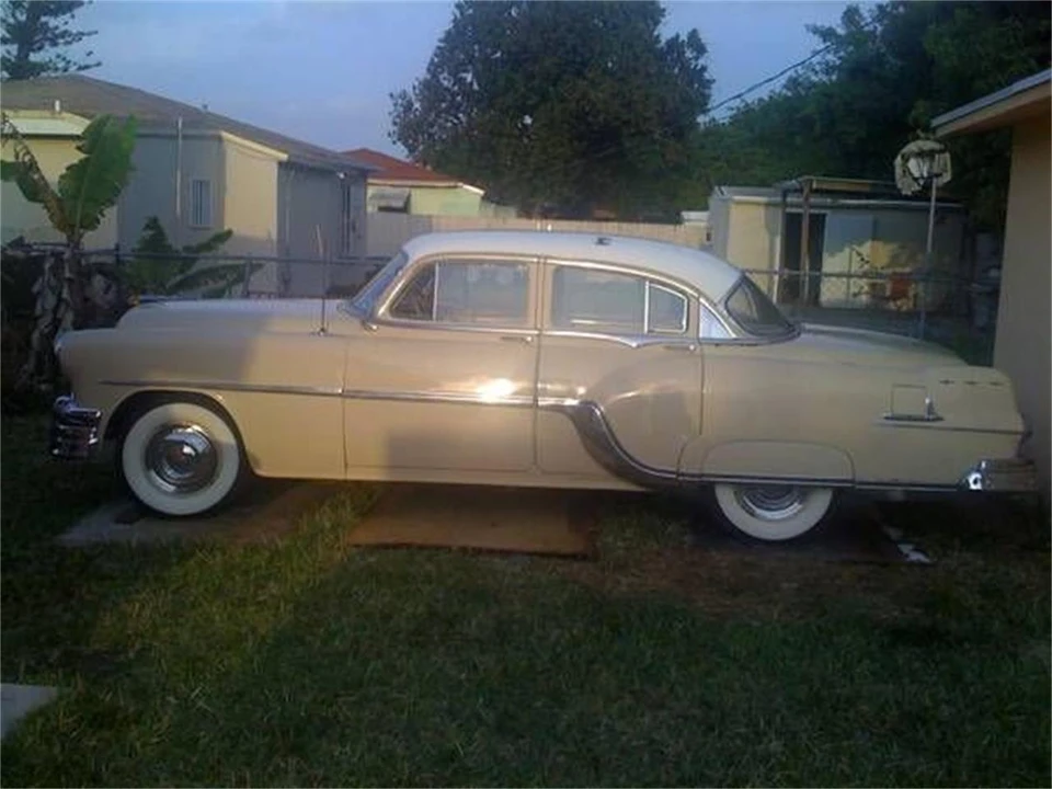 1954 Pontiac Star Chief - Image 5 of 26