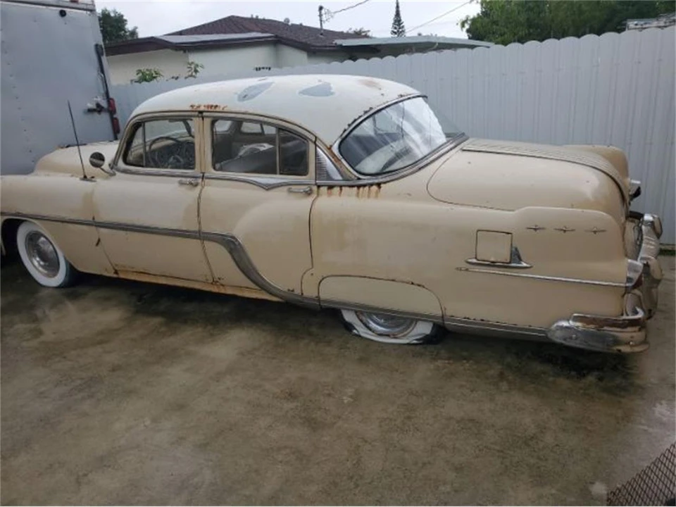 1954 Pontiac Star Chief - Image 11 of 26