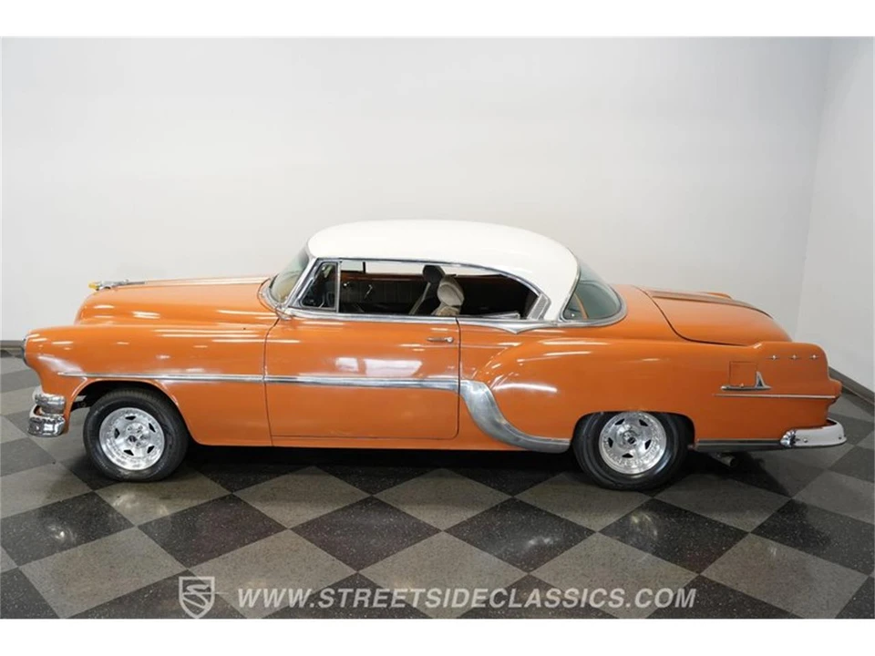1954 Pontiac Star Chief - Image 8 of 31