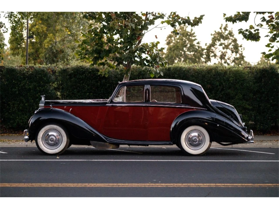 1954 Rolls-Royce Silver Dawn - Image 2 of 9