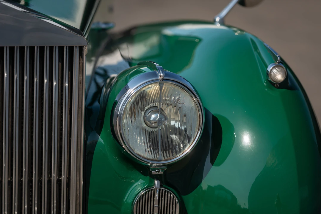 1954 Rolls-Royce Silver Dawn - Image 12 of 31