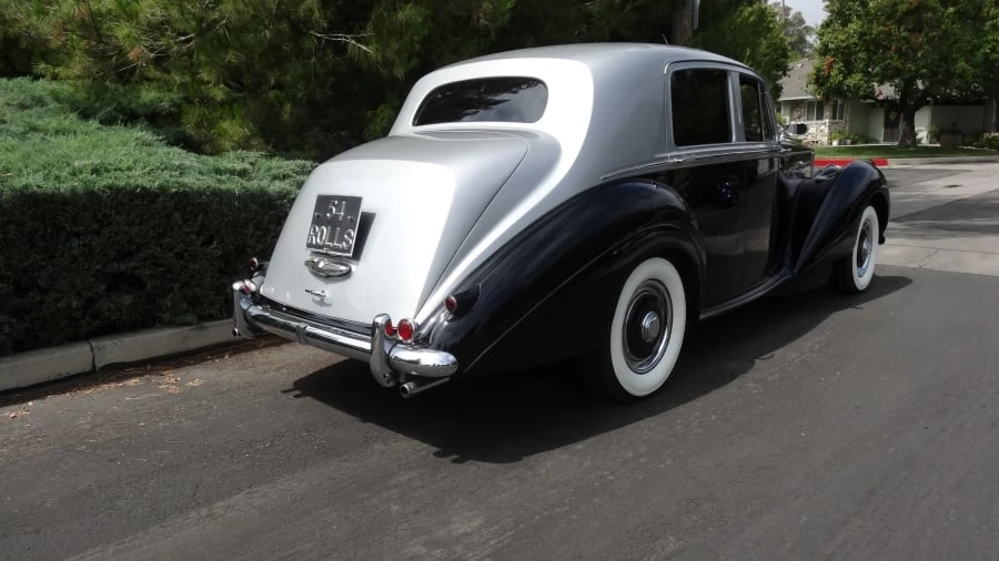 1954 Rolls-Royce Silver Dawn - Image 3 of 10