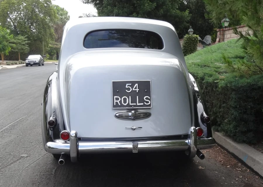 1954 Rolls-Royce Silver Dawn - Image 4 of 10