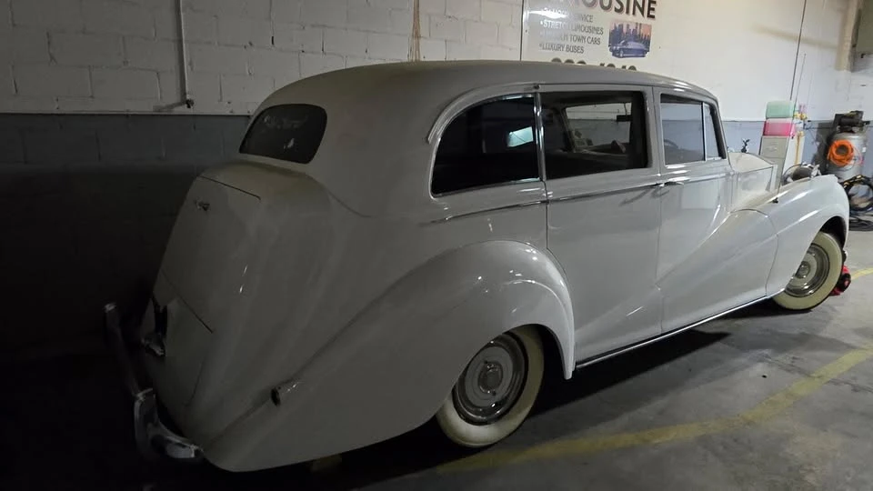 1954 Rolls-Royce Silver Wraith I - Image 2 of 12