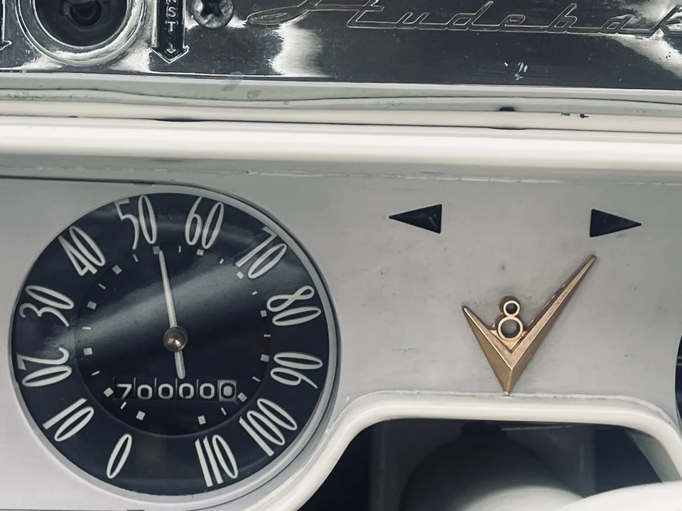 1954 Studebaker Commander - Image 25 of 31
