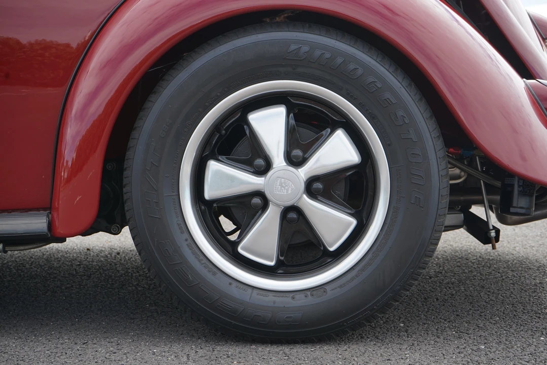 1954 Volkswagen Beetle (Oval Window) - Image 25 of 31