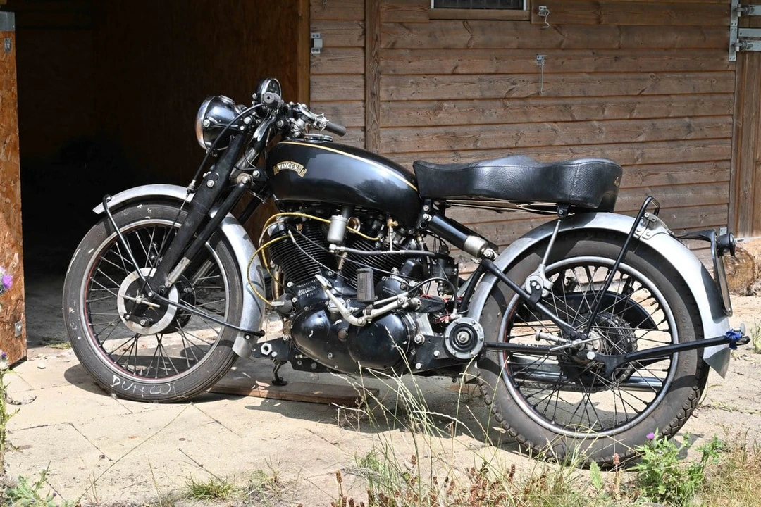 1954 Vincent Black Shadow - Image 2 of 30