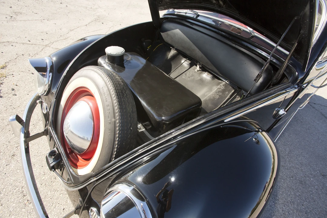 1954 Volkswagen Beetle (Oval Window) - Image 13 of 31