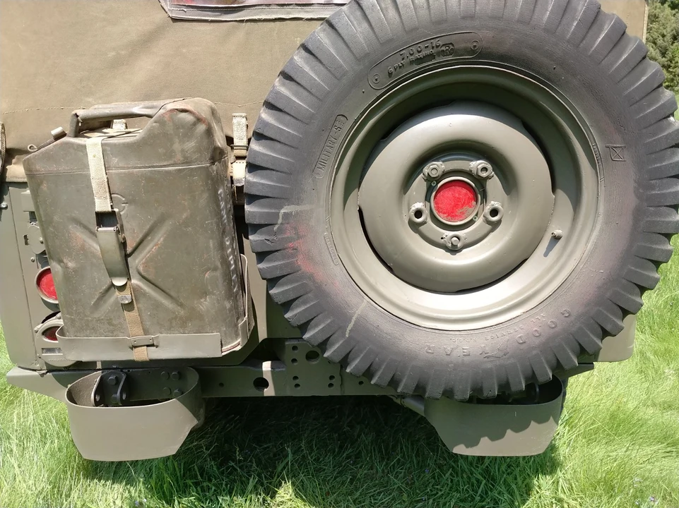 1954 Willys M38 & M38A1 - Image 16 of 31