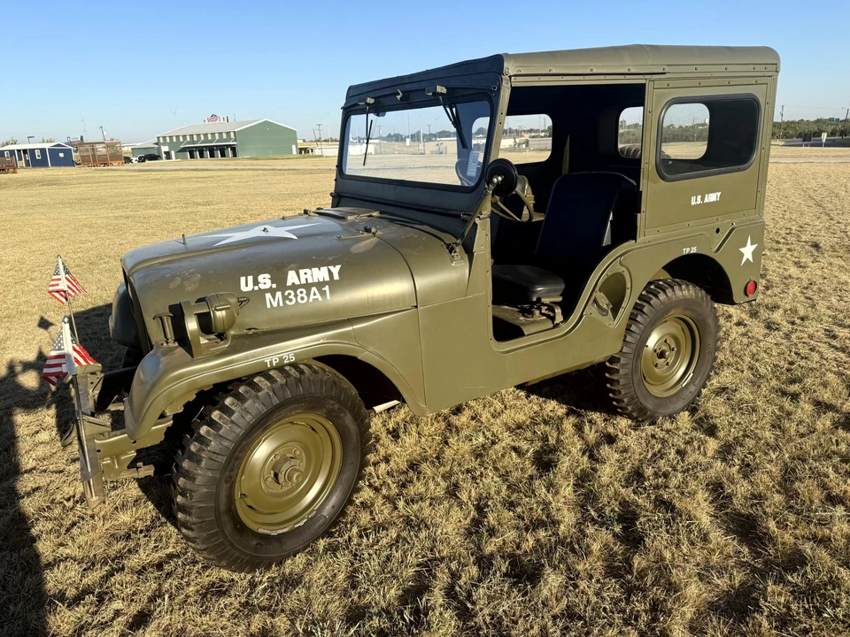 1954 Willys M38 & M38A1 - Image 3 of 31