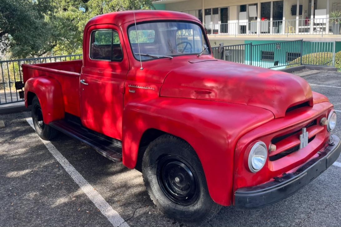 1954 International Harvester R-120 4-Speed