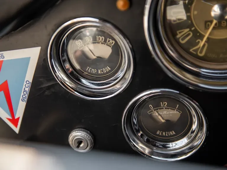 1955 Alfa Romeo 1900 - Image 16 of 31