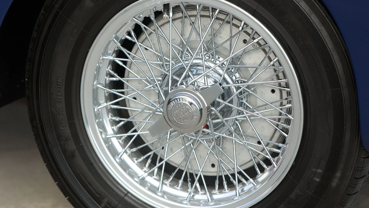 1955 Alfa Romeo 1900 - Image 23 of 31
