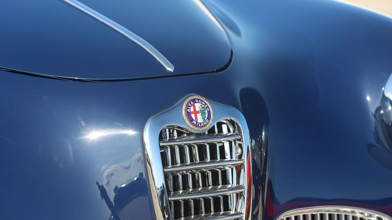 1955 Alfa Romeo 1900 - Image 15 of 31