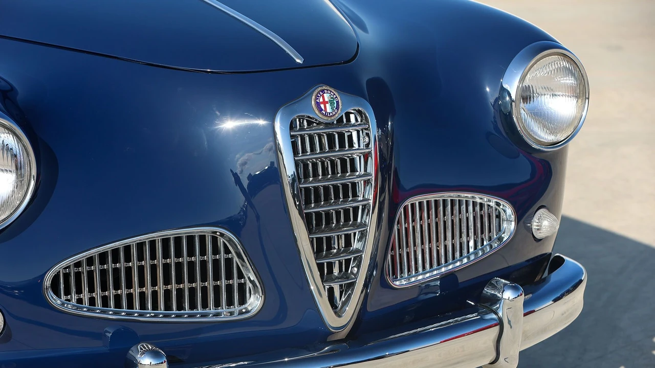 1955 Alfa Romeo 1900 - Image 13 of 31
