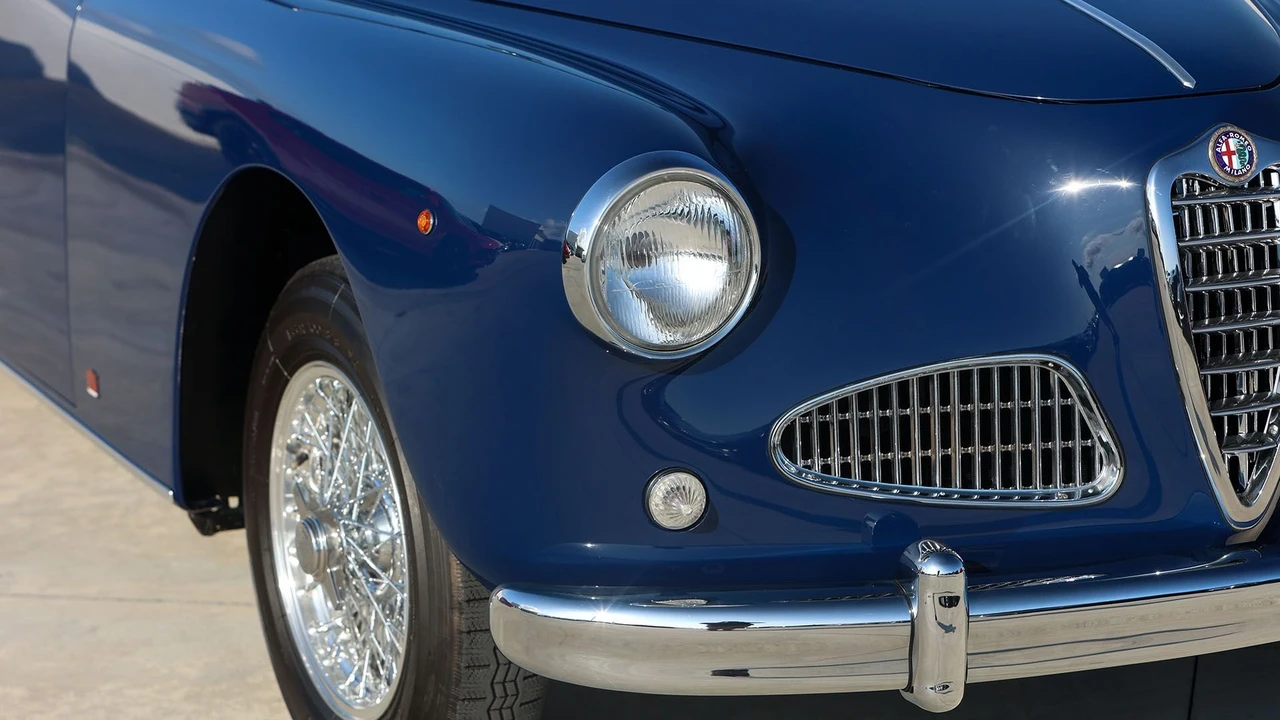 1955 Alfa Romeo 1900 - Image 14 of 31