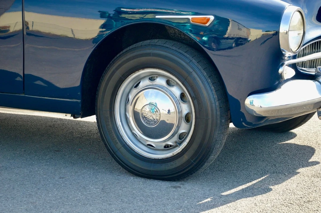 1955 Alfa Romeo 1900 - Image 16 of 30