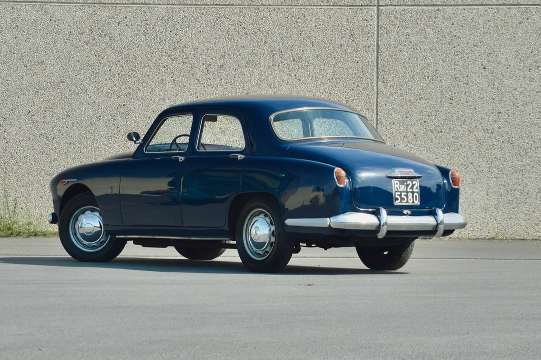 1955 Alfa Romeo 1900 - Image 4 of 31