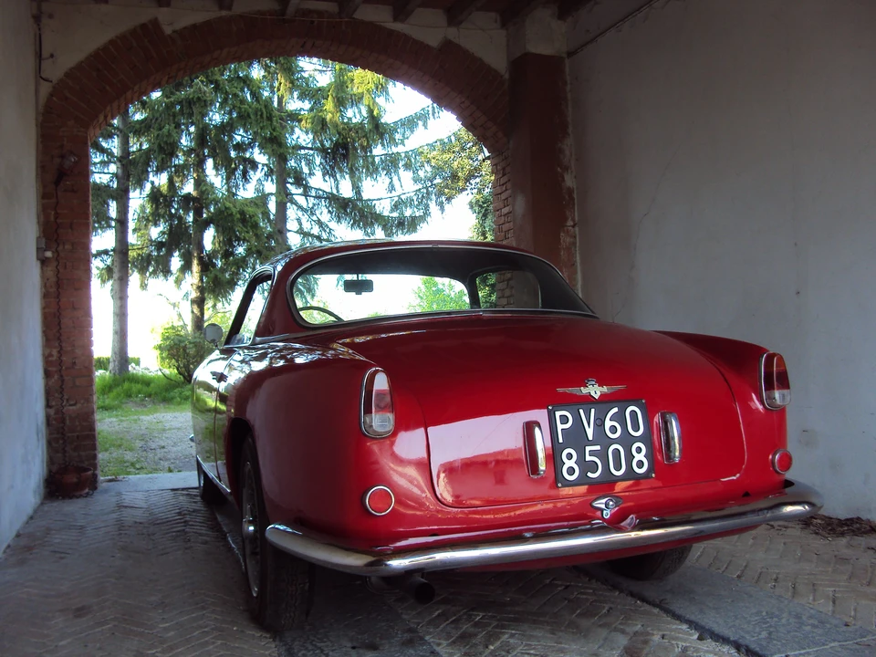 1955 Alfa Romeo 1900 - Image 8 of 10