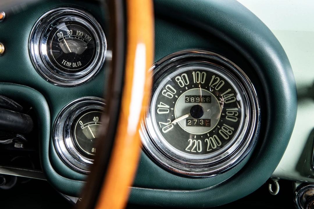 1955 Alfa Romeo 1900 - Image 17 of 31