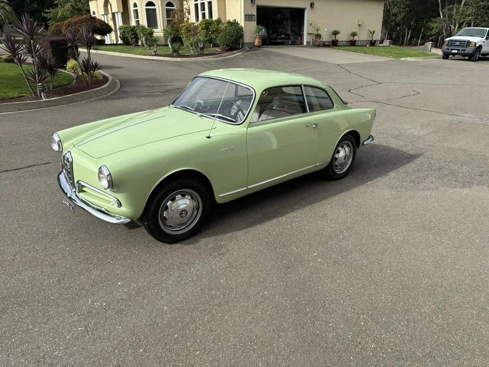 1955 Alfa Romeo Giulietta - Image 2 of 31