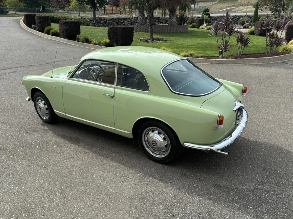1955 Alfa Romeo Giulietta - Image 4 of 31