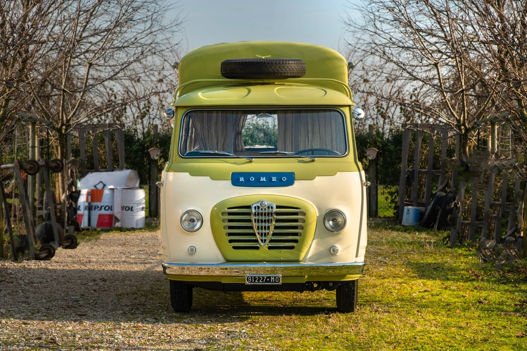 1955 Alfa Romeo 1900 - Image 7 of 31