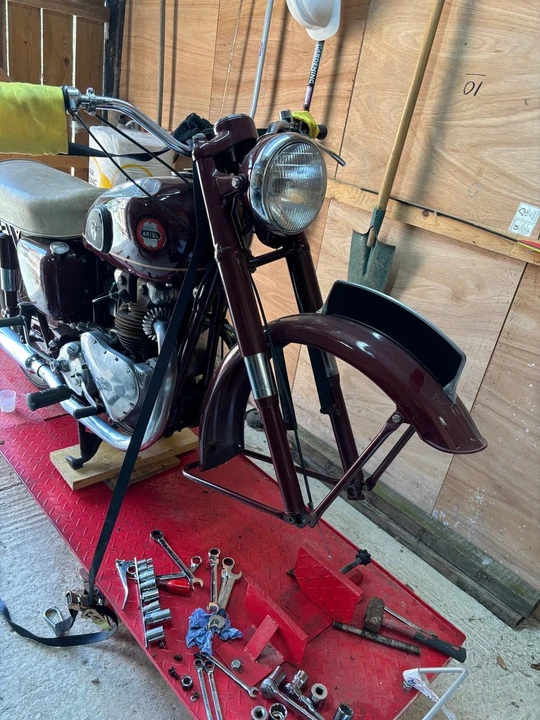 1954 Ariel Motorcycles - Image 15 of 18