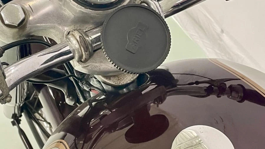 1955 Ariel Motorcycles - Image 4 of 4