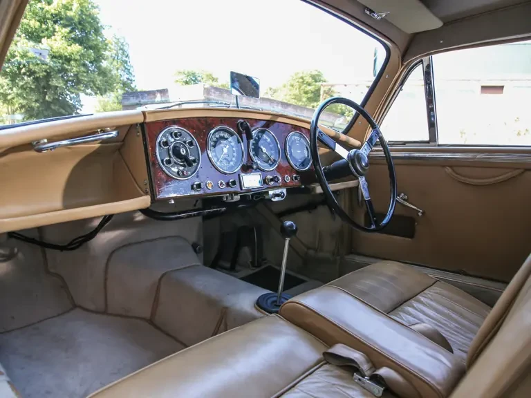 1955 Aston Martin DB1 & DB2 & DB2/4 & DB Mark III - Image 11 of 20