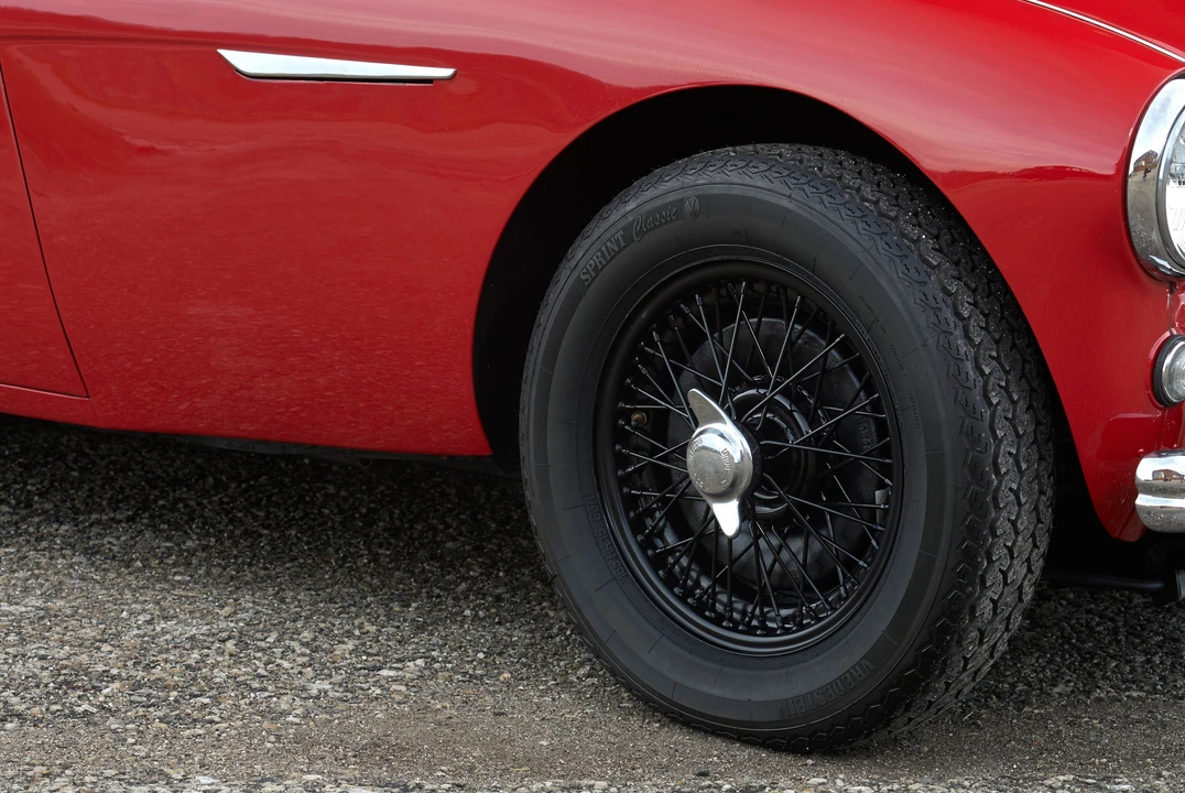 1955 Austin-Healey 100 - Image 7 of 10