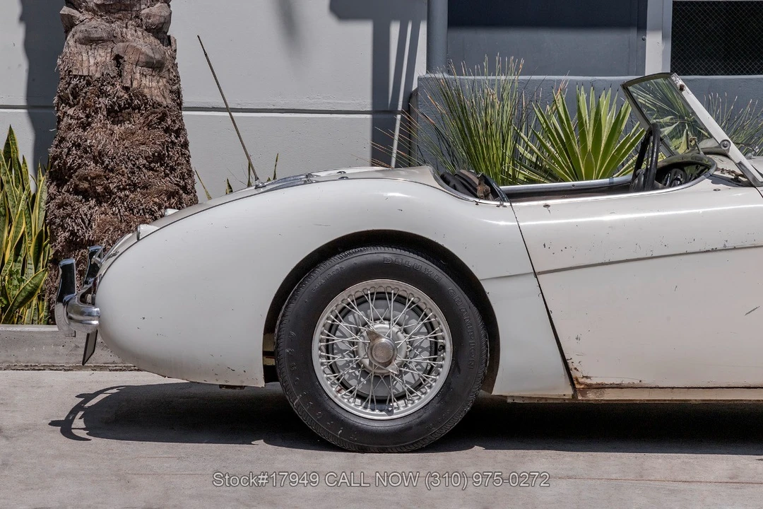 1955 Austin-Healey 100 - Image 18 of 31