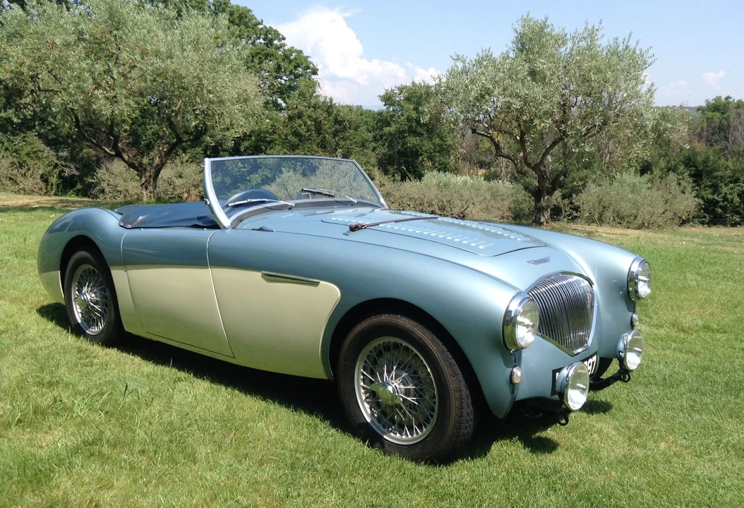 1955 Austin-Healey 100 - Image 3 of 11