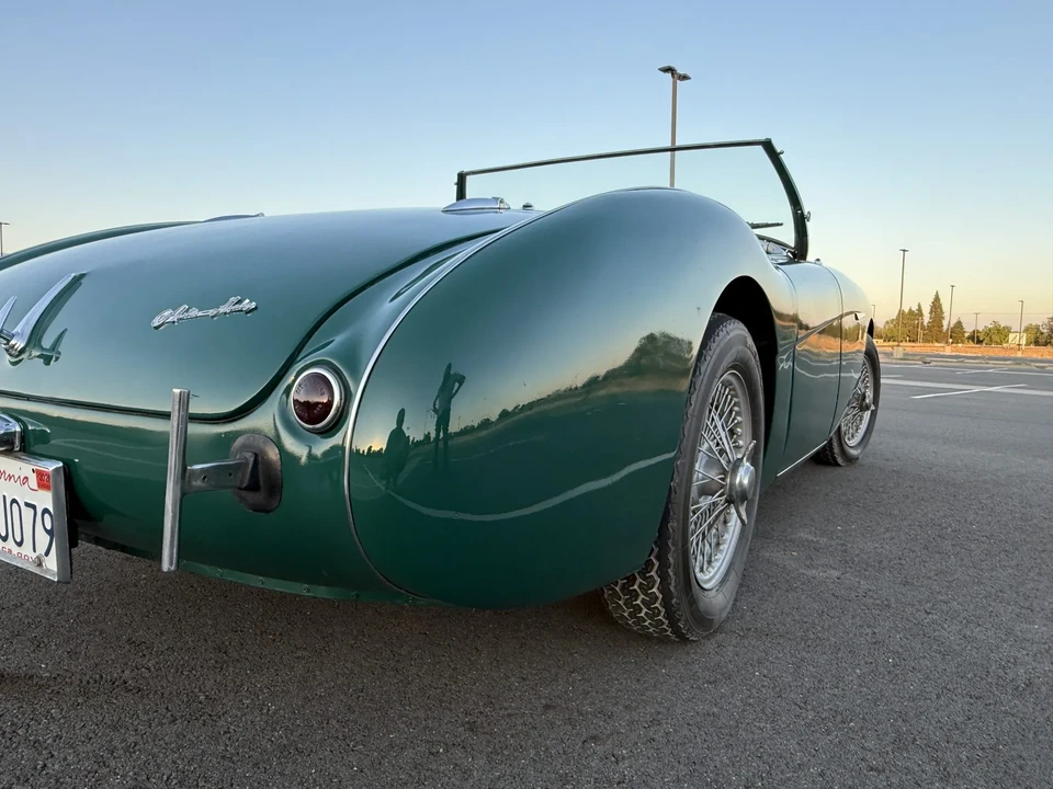 1955 Austin-Healey 100 - Image 2 of 31