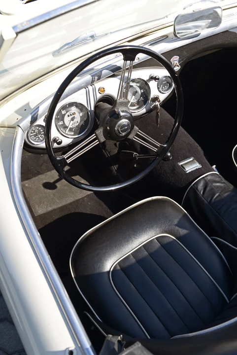 1955 Austin-Healey 100 - Image 9 of 17