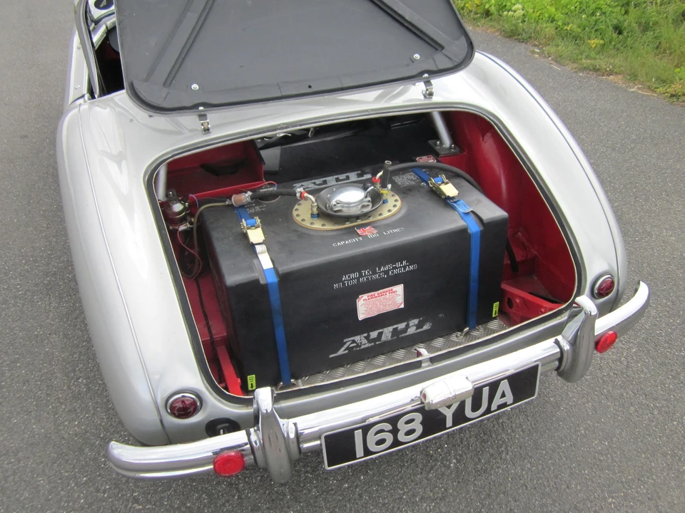 1955 Austin-Healey 100 - Image 8 of 11