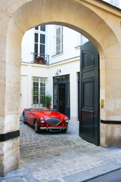 1955 Austin-Healey 100 - Image 2 of 5