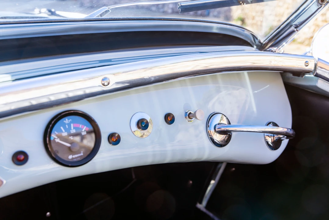 1955 Austin-Healey 100 - Image 23 of 31