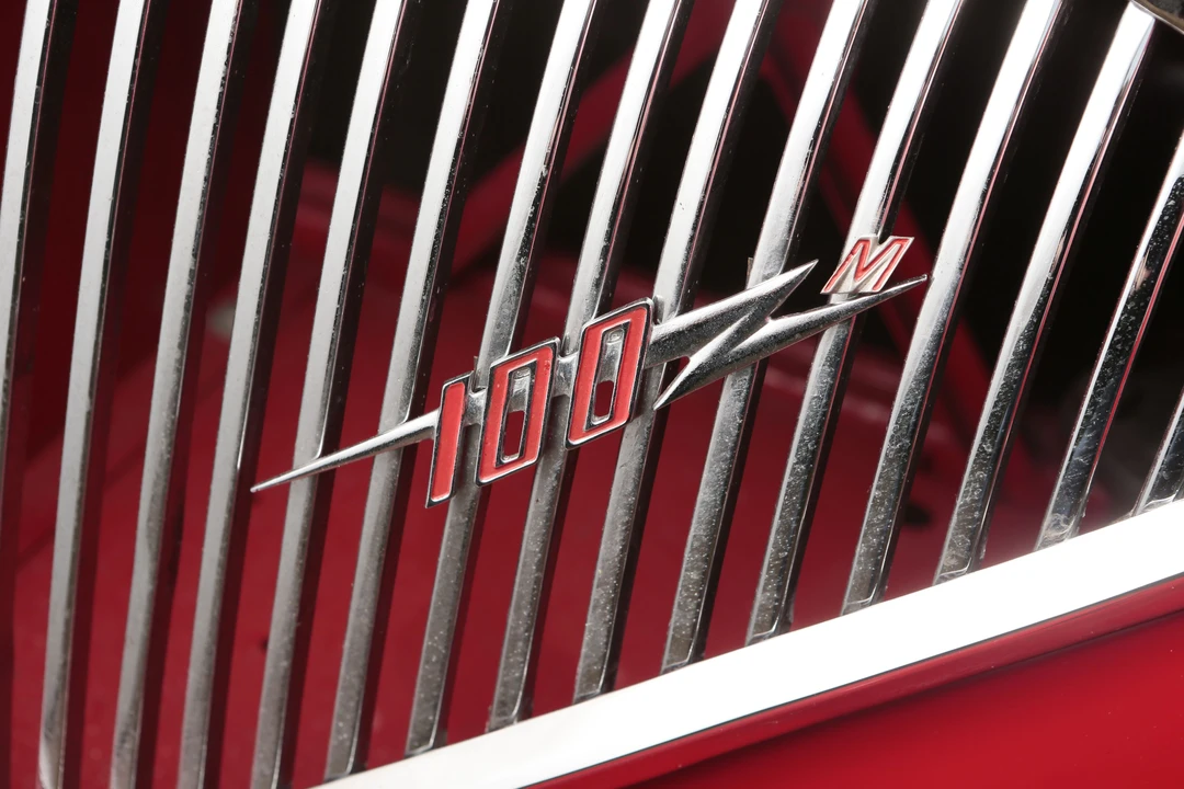 1955 Austin-Healey 100 - Image 3 of 9