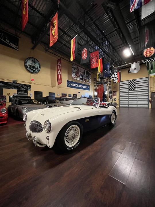 1955 Austin-Healey 100 - Image 3 of 31