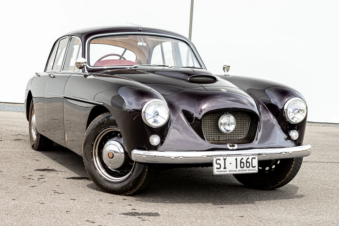 1955 Bristol - Image 2 of 31