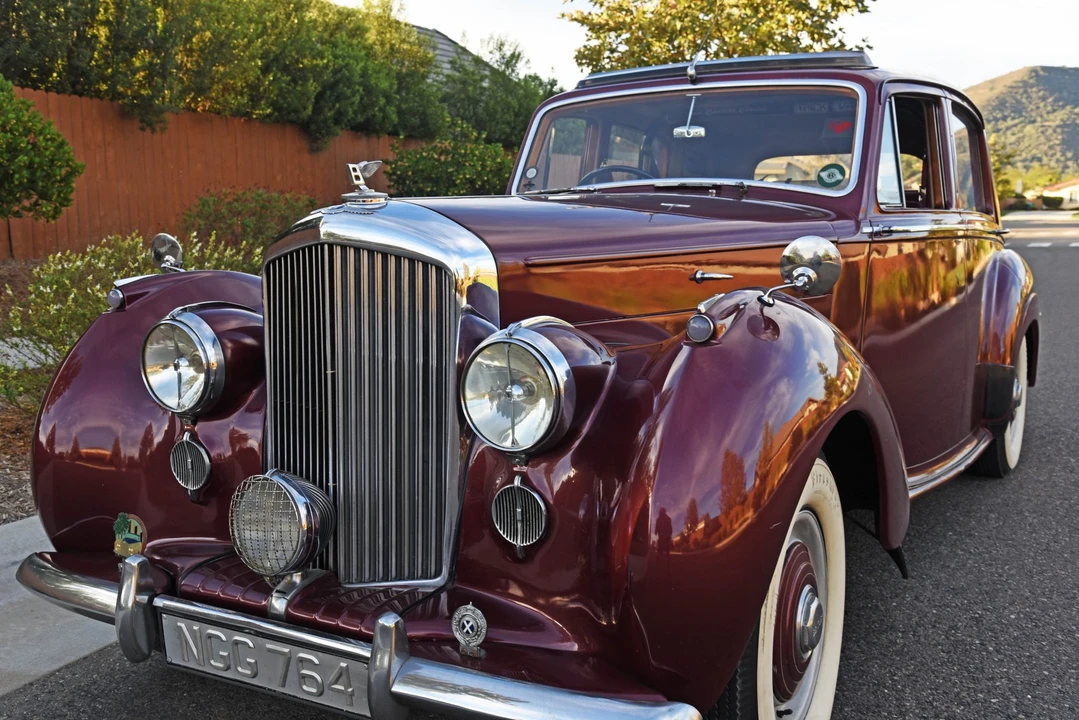 1955 Bentley R Type - Image 6 of 31