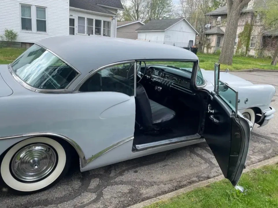 1955 Buick Century - Image 7 of 12