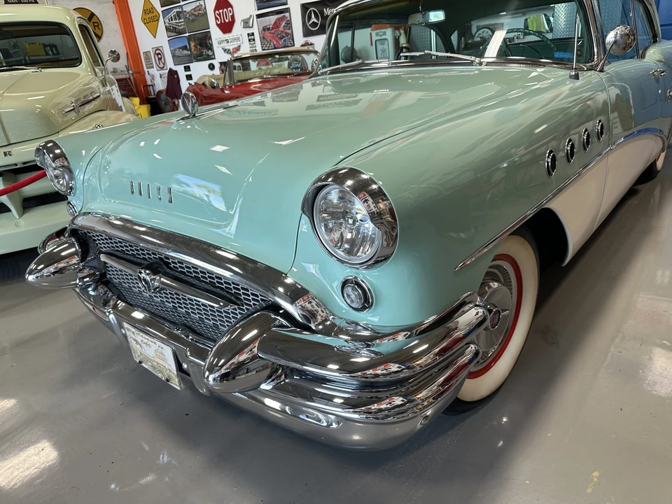 1955 Buick Century - Image 29 of 31