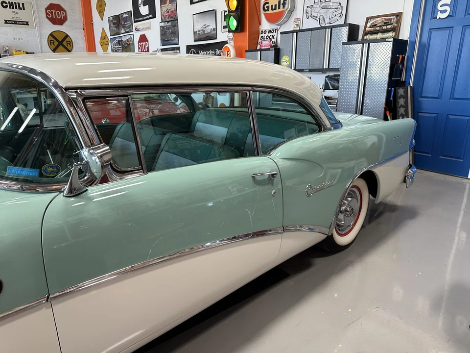 1955 Buick Century - Image 23 of 31