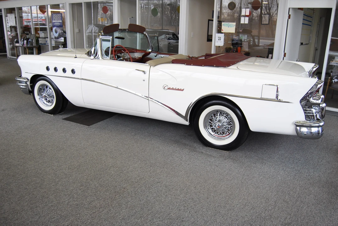 1955 Buick Century - Image 11 of 31