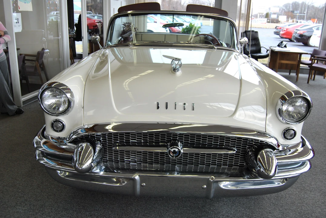 1955 Buick Century - Image 5 of 31