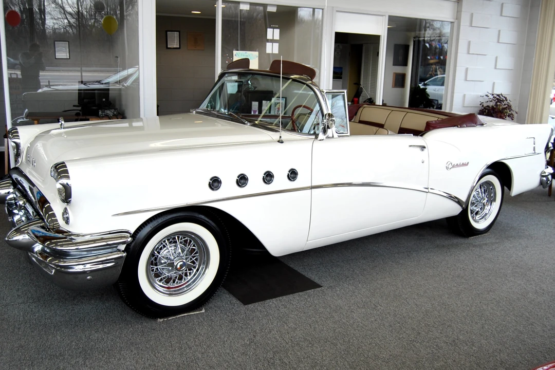 1955 Buick Century - Image 9 of 31