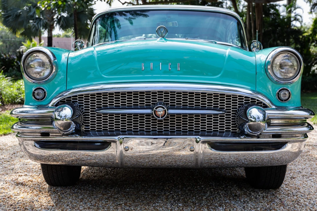 1955 Buick Century - Image 4 of 31